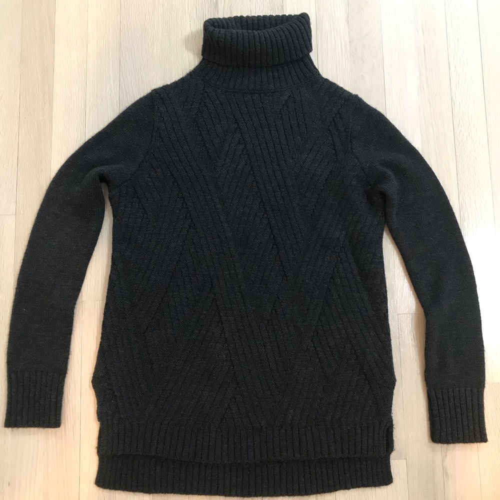 Vince Turtleneck
